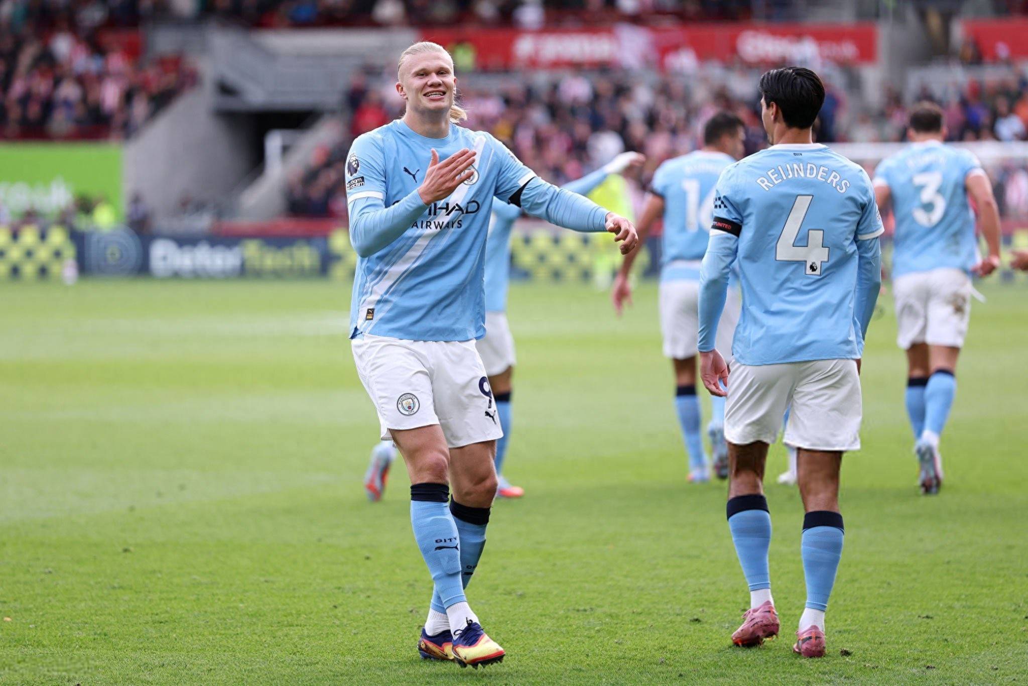 孔帕尼：我们没有“杯赛门将”制度；在混乱中迪亚斯有创造力（孔帕尼：不搞“杯赛专职门将”；迪亚斯在乱局中更具创造力）