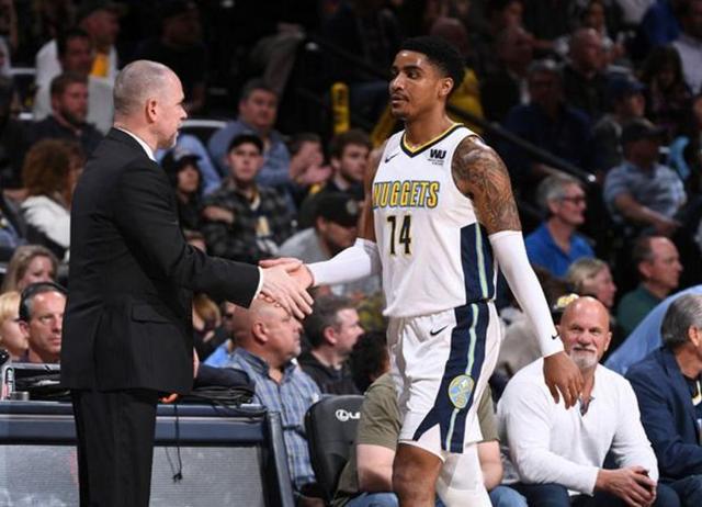 战狼队贡献2射1传！官方：B费当选英超第十五轮最佳球员（对阵狼队2射1传！官方：B费当选英超第15轮最佳球员）