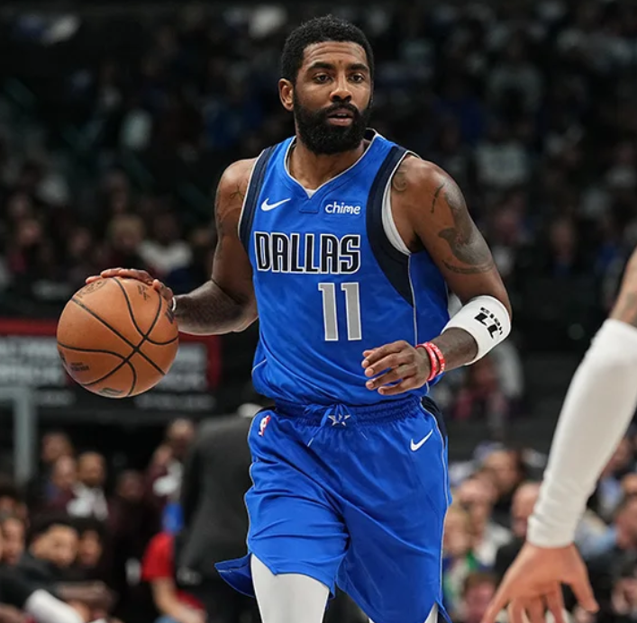 德转列左后卫身价榜：努诺-门德斯7500万欧居首，巴尔德第二（德转左后卫身价榜出炉：努诺-门德斯以7500万欧领跑，巴尔德位居次席）