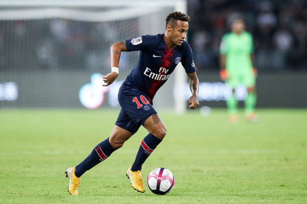 U16男足全胜晋级U17亚洲杯，中国足球队官方发布海报庆祝（U16男足全胜挺进U17亚洲杯，中国足球队官微发布海报致贺）