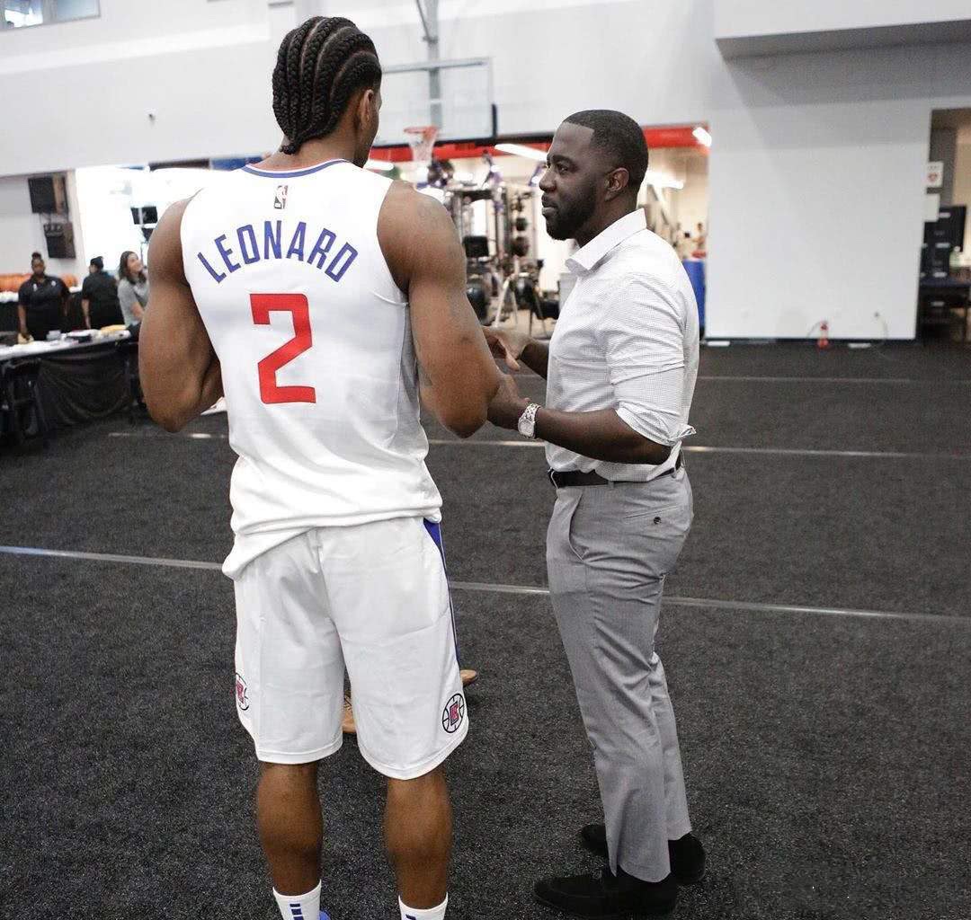 NBA球员专访：詹姆斯谈季后赛目标,（专访詹姆斯：畅谈季后赛目标与展望）