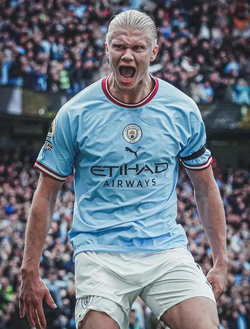 豪宅风波后，全红婵带伤赴新疆滑雪，再次陷入争议，樊振东说对了（豪宅风波未息，全红婵带伤赴新疆滑雪再引争议，樊振东的话应验了）