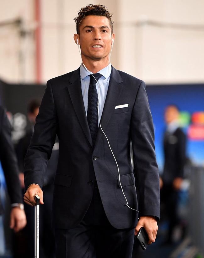 徳乙战报：康特双响，恩科亚制胜，布伦瑞克3-2德累斯顿（德乙赛报：康特梅开二度，恩科亚打入制胜球，布伦瑞克3-2险胜德累斯顿）